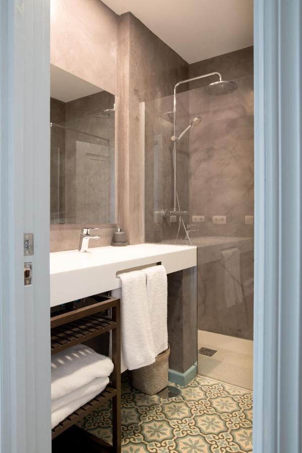 Plaza Nueva 2 Bedrooms & 2 Bathrooms Seville Luaran gambar