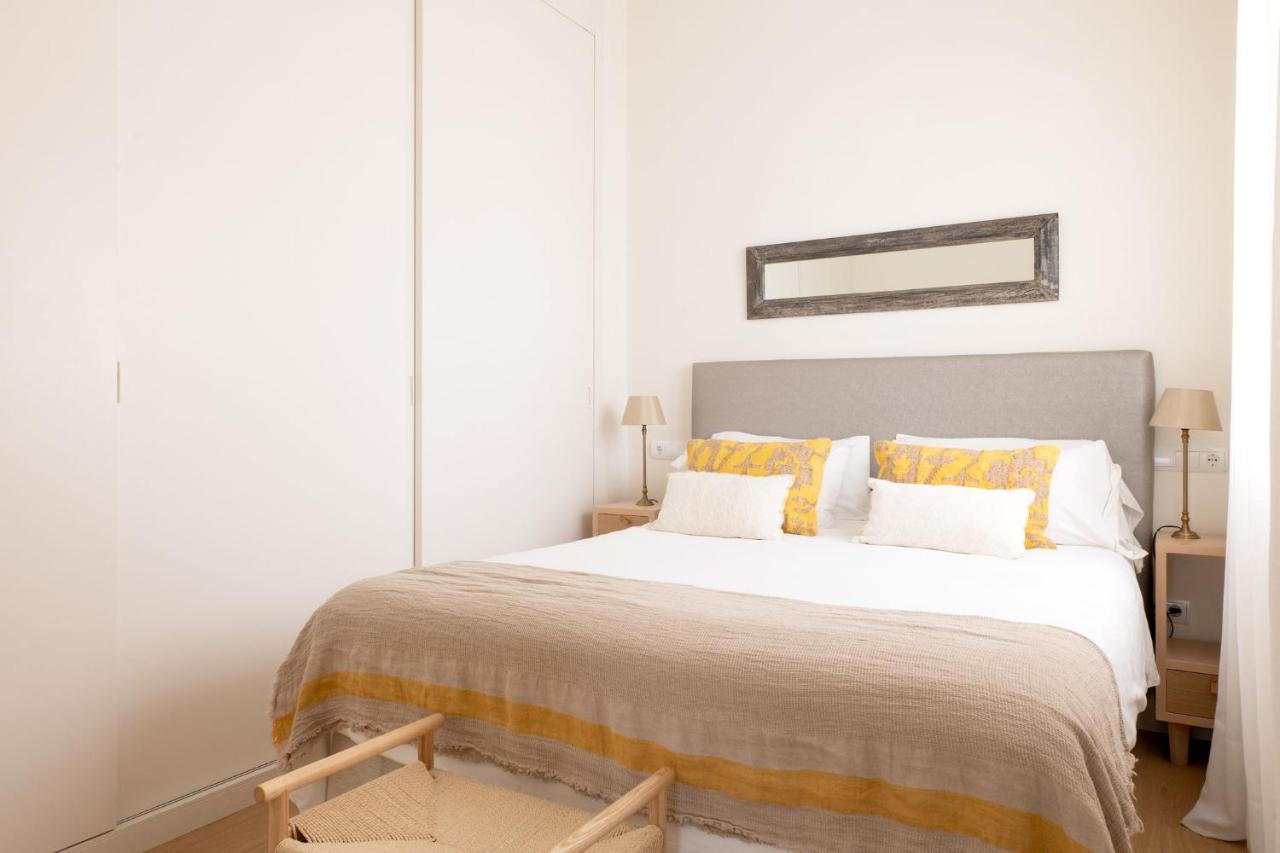 Plaza Nueva 2 Bedrooms & 2 Bathrooms Seville Luaran gambar
