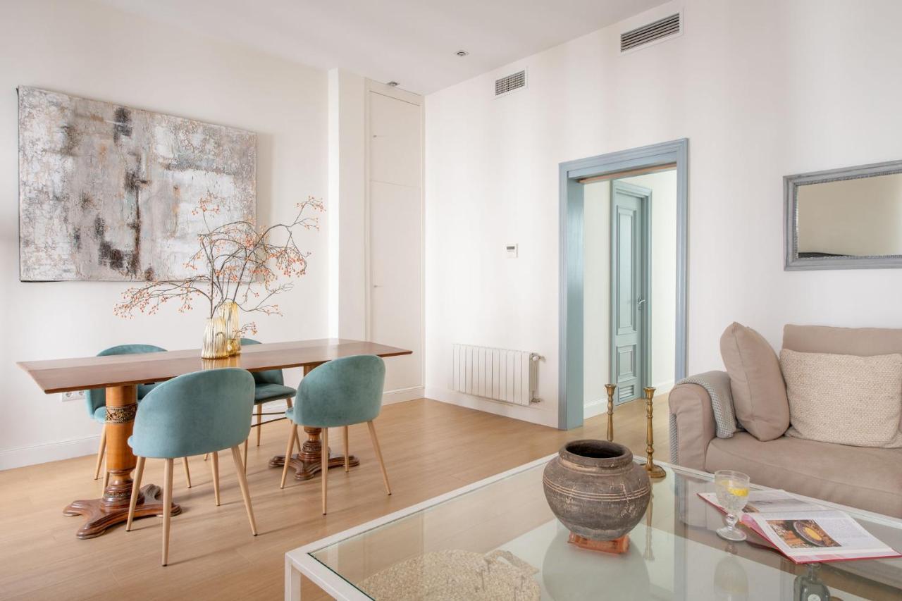 Plaza Nueva 2 Bedrooms & 2 Bathrooms Seville Luaran gambar